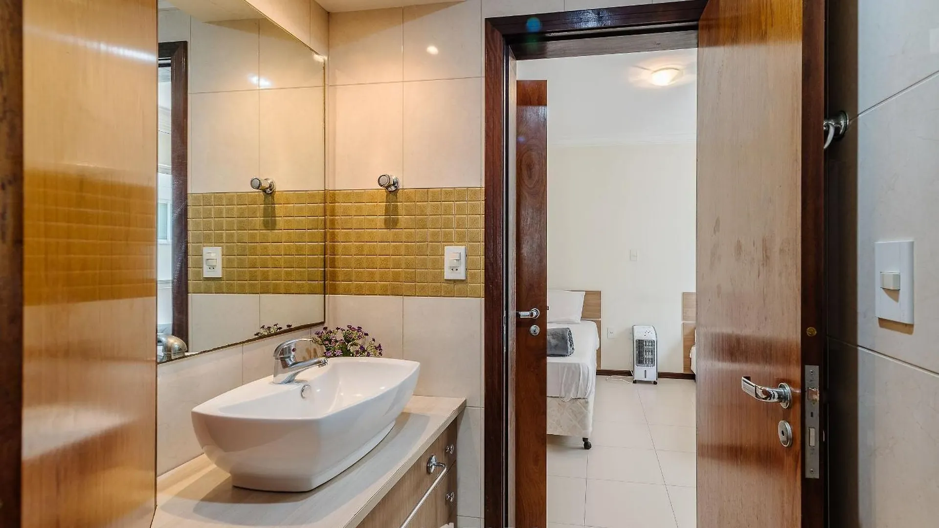 Apto Vista Mar C/ Churrasq. A 50M Da Praia Att0602 Итапема Апартаменты